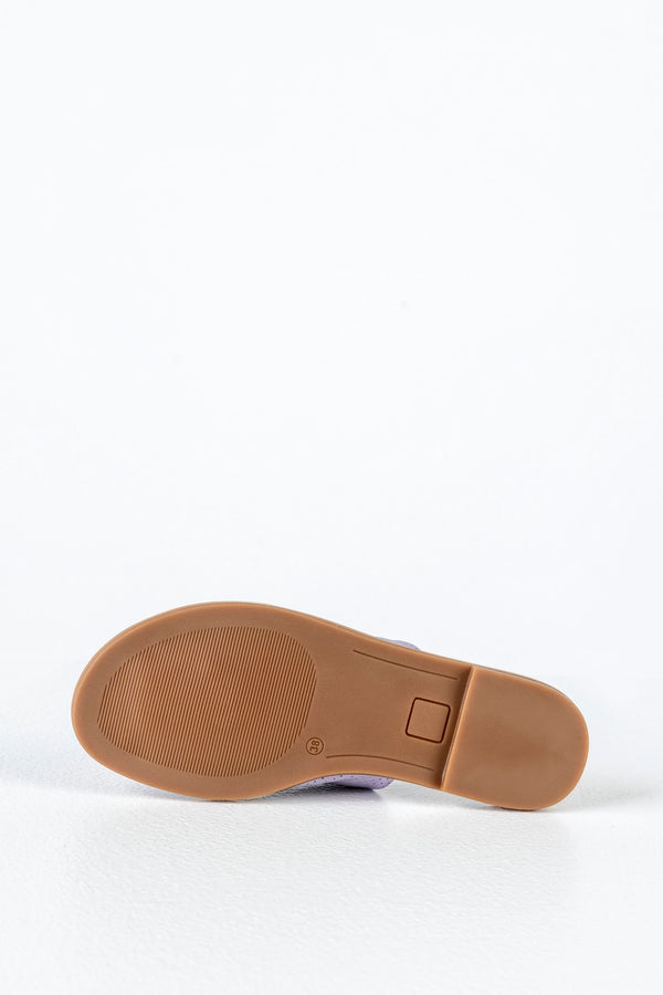 Leather flat sandals