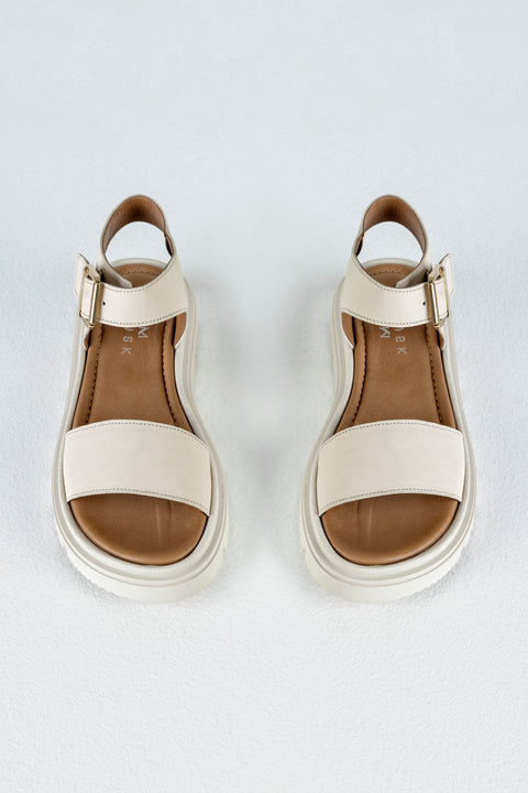 Leather flatform sandals with buckle
