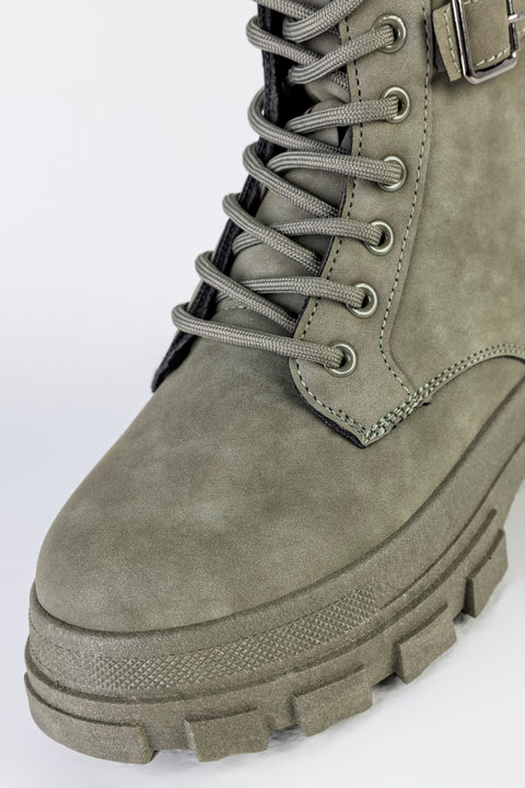 Chunky sole lace-up boots with buckle