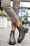 Leather chelsea boots