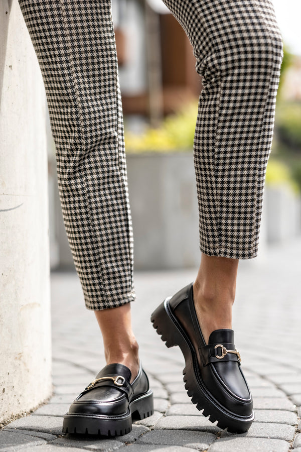 Chunky sole loafers with chain