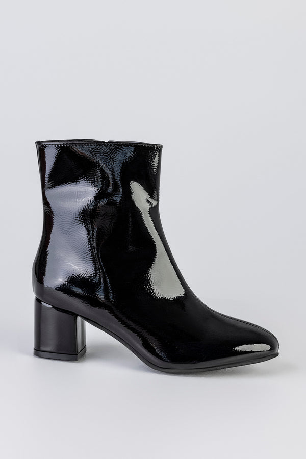 Zip-side fastening boots
