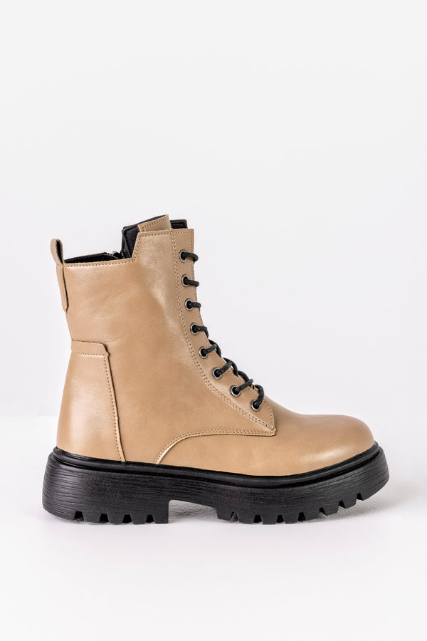 Lace-up boots