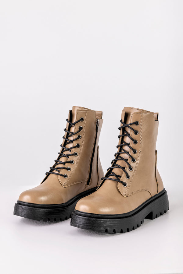 Lace-up boots