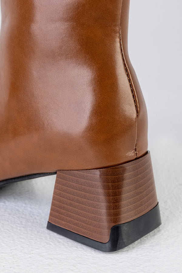 Zip-side fastening boots