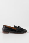 Loafers with tassels