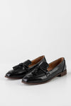 Loafers with tassels