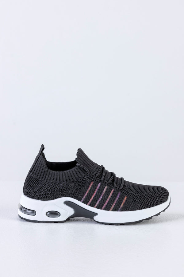 Knitted sneakers with laces
