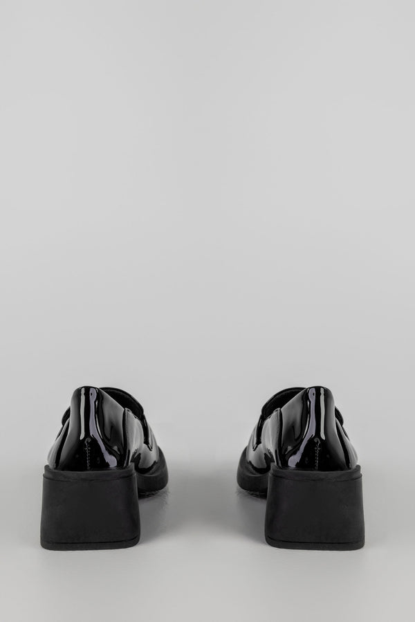 Heeled loafers