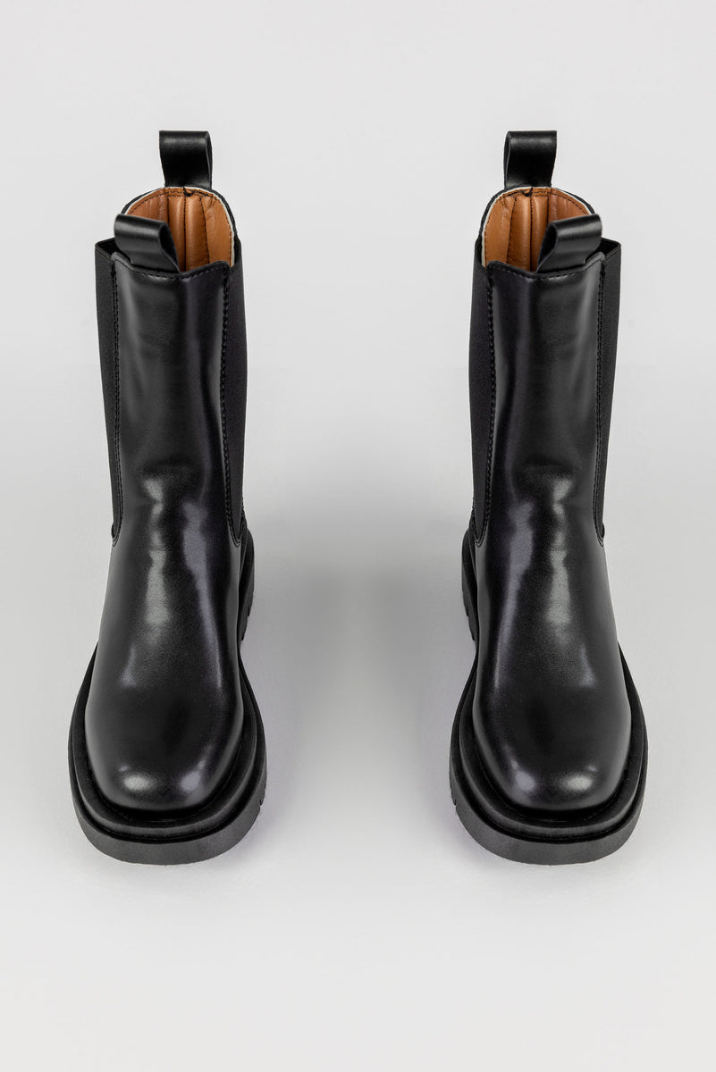 Chelsea boots– The Musk