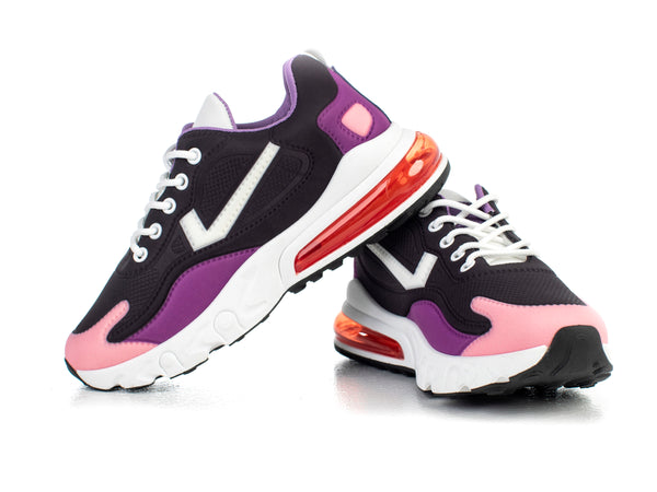 Chunky sole sneakers