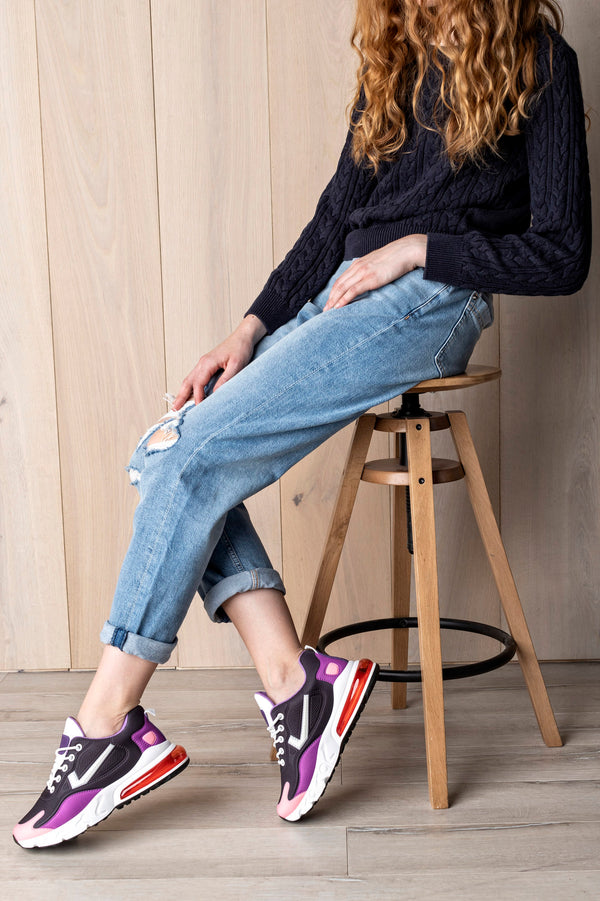 Chunky sole sneakers