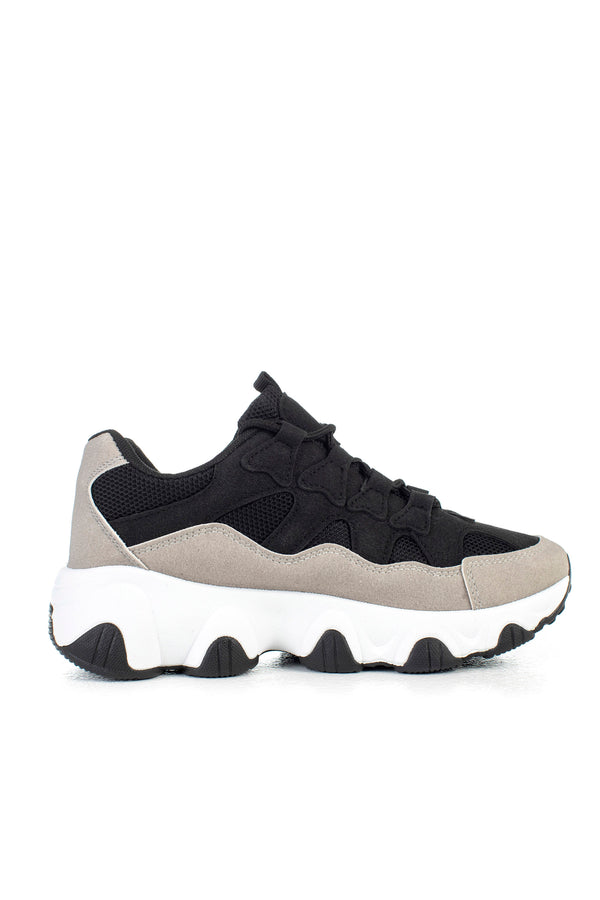Chunky sole sneakers
