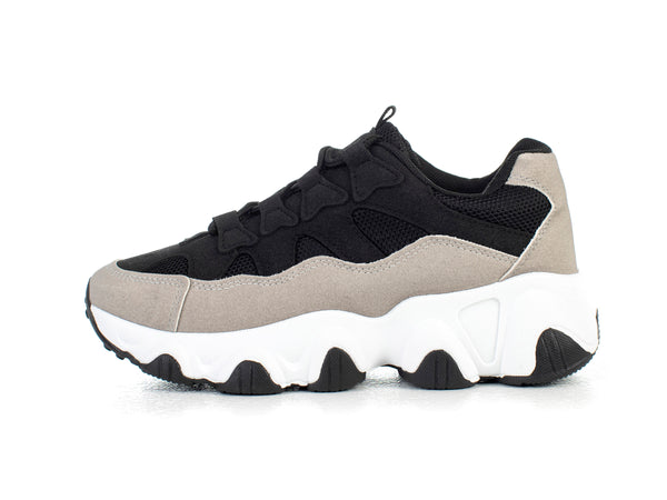 Chunky sole sneakers