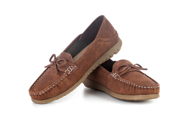 Moccasins with ribbon