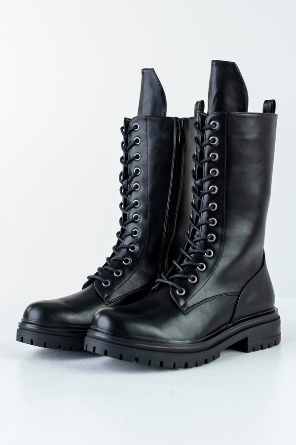 Lace-up boots