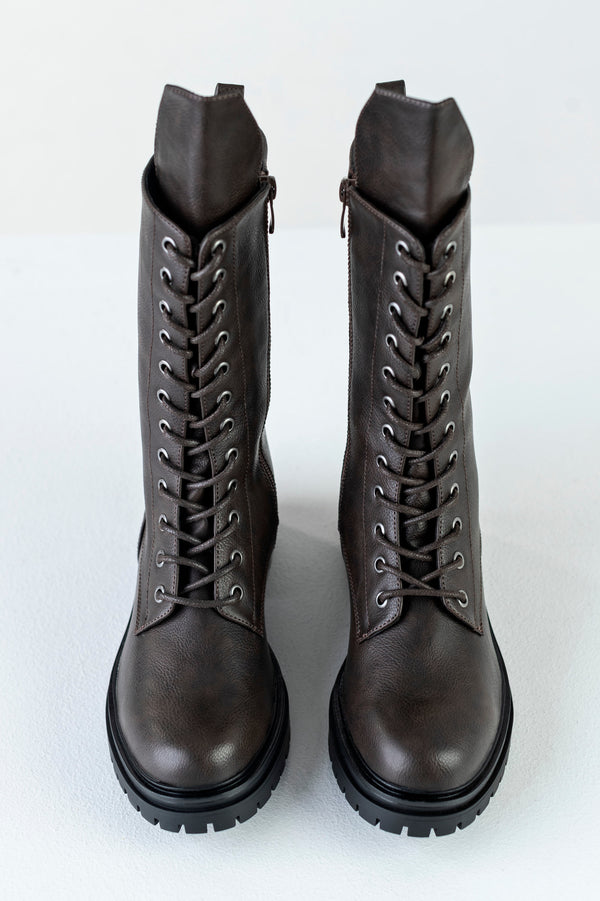 Lace-up boots