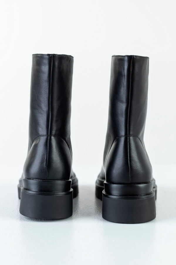 Front zipper boots