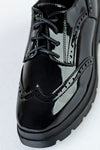 Lace-up shoes