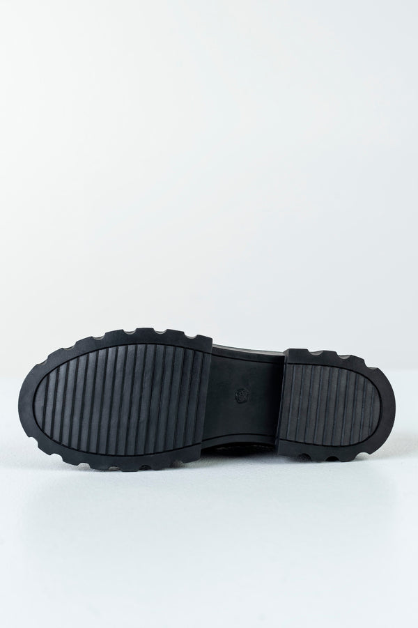 Chunky sole loafers with chain