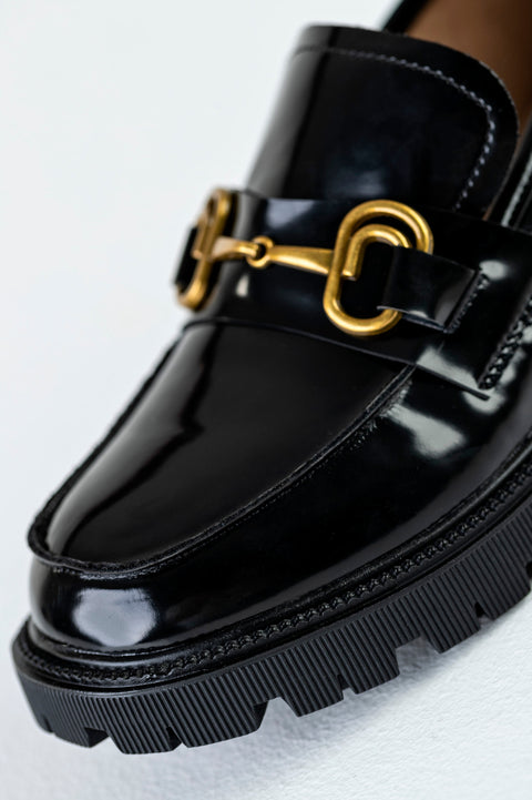 Chunky sole loafers with buckle