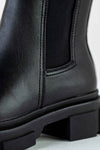 Chunky sole boots with elatic at sides
