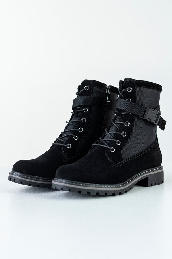 Leather lace-up boots with buckle