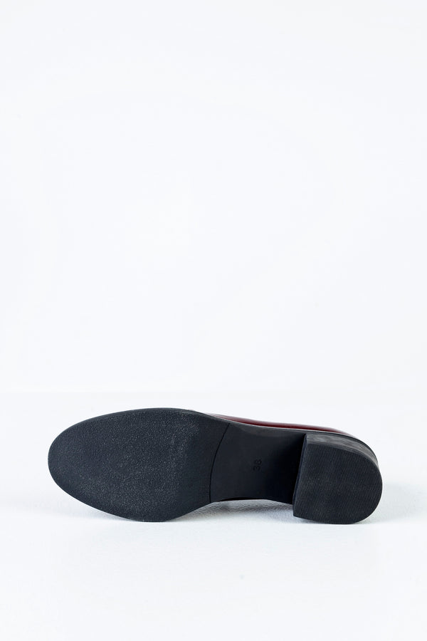 Leather shoes