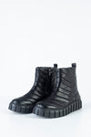 Leather quilted boots