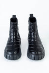 Leather quilted boots