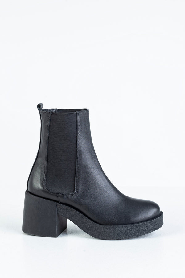 Leather heeled boots