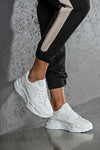 Lace-up fastening sneakers