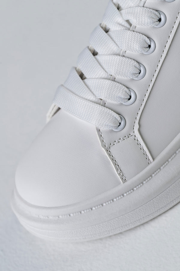 baskets à lacets