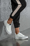 Lace-up fastening canvas sneakers