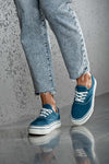 Lace-up fastening canvas sneakers