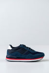 Lace-up fastening sneakers