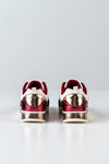 Lace-up fastening sneakers