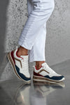 Lace-up fastening sneakers