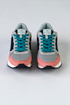 Lace-up fastening sneakers
