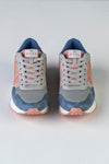 Lace-up fastening sneakers