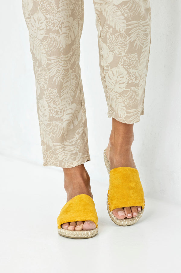 Espadrille slide sandals