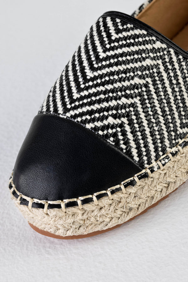 Slip-on, flatform espadrilles