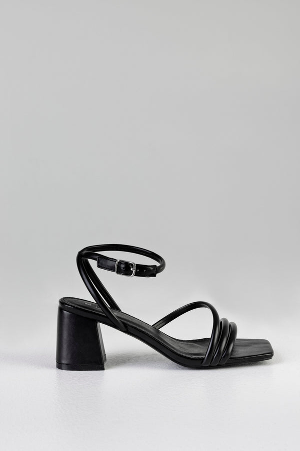 Square toe strappy heeled sandals