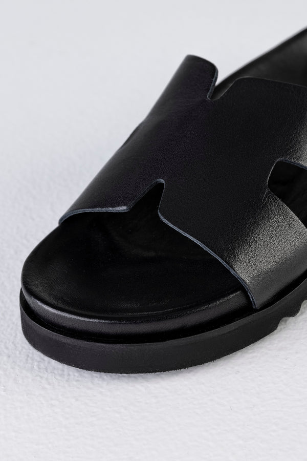 Leather platform slide sandals