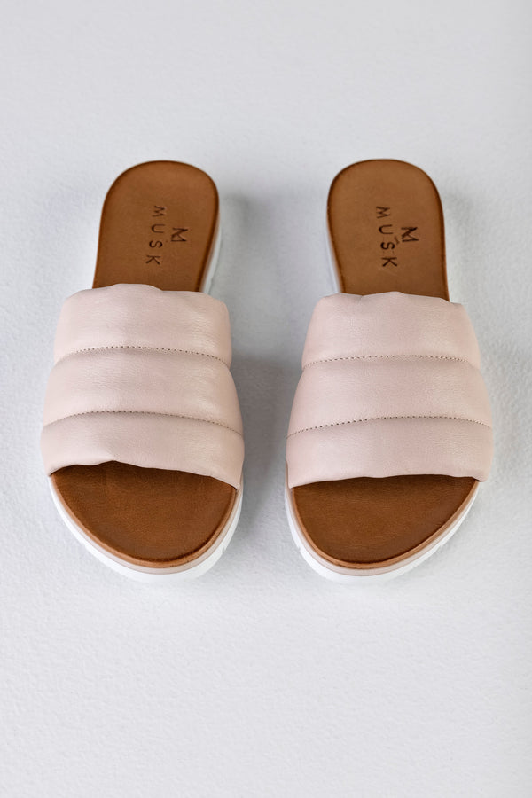 Leather quilted slide sandals