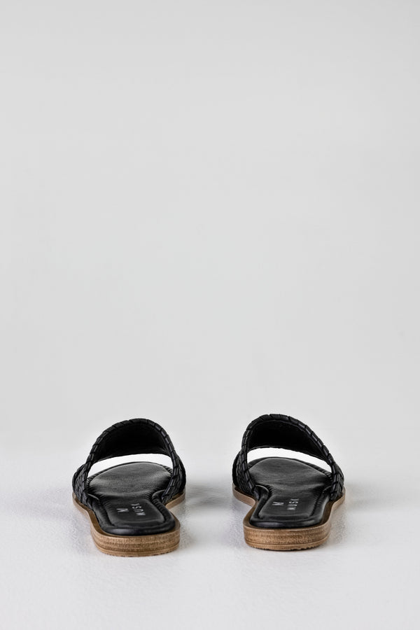 Leather slide flat sandals