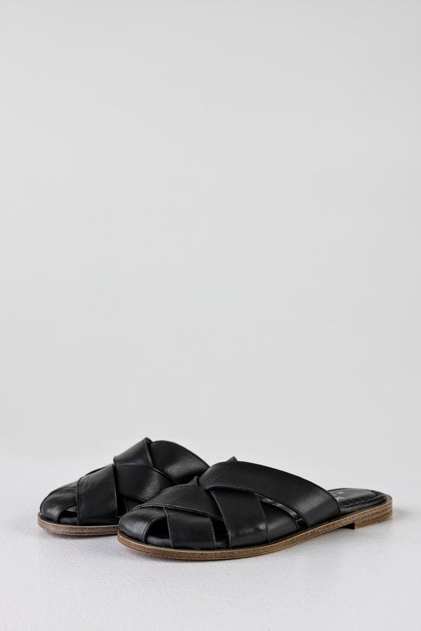 Leather woven-strap mules