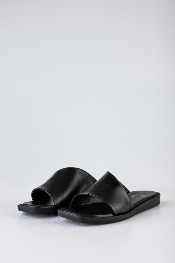 Leather asymmetrical slide sandals
