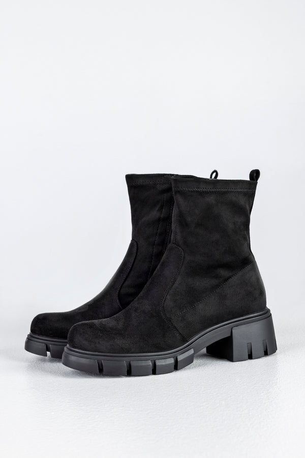 Zip-side fastening boots