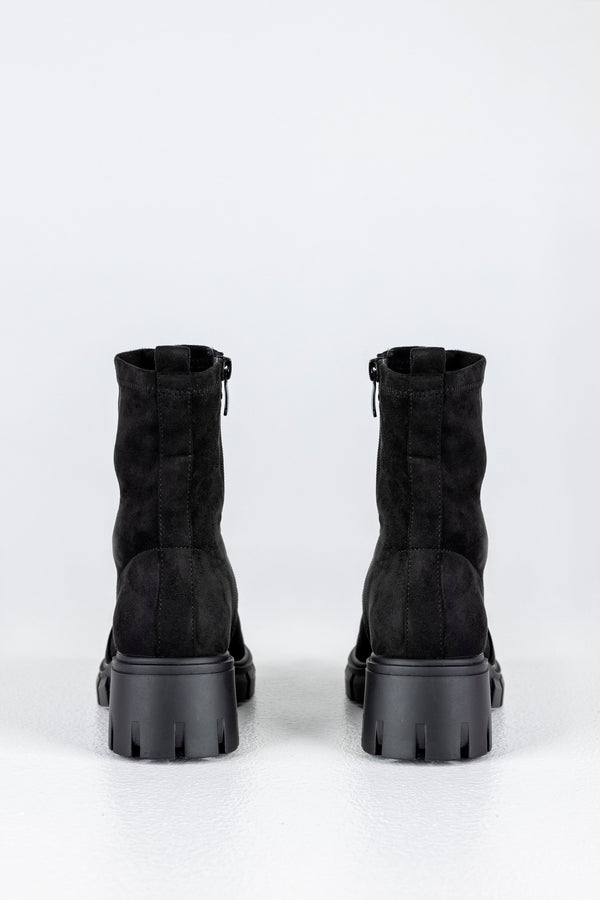 Zip-side fastening boots